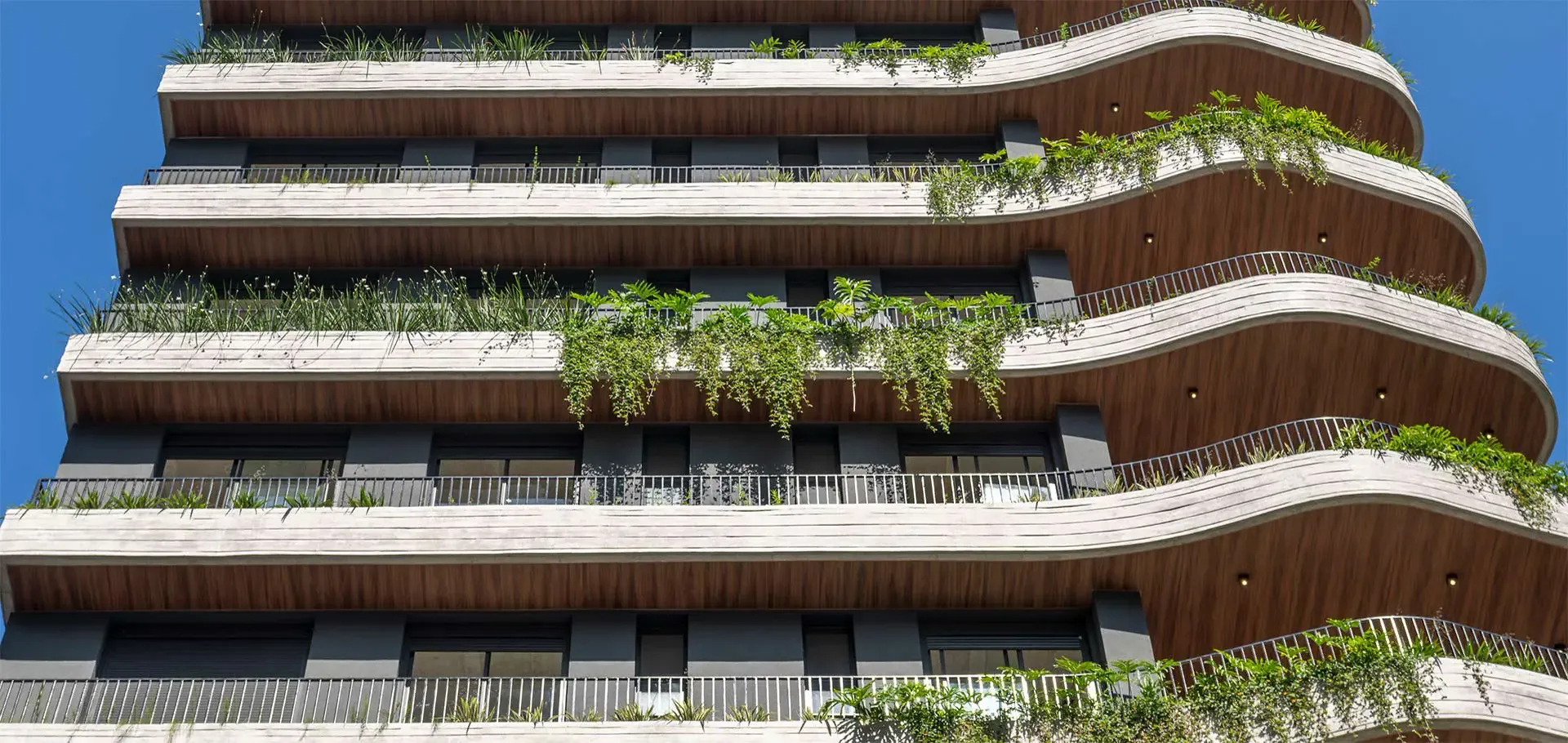 Address Jardins, Jardins